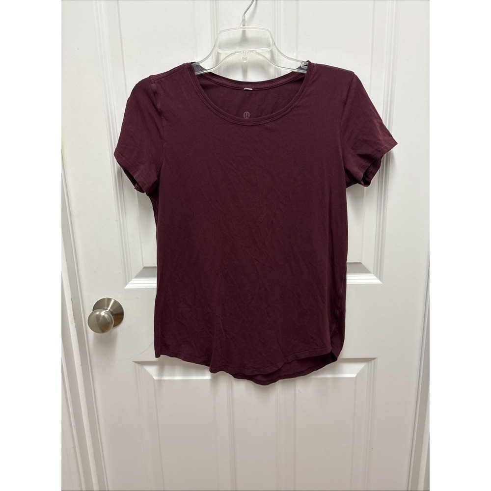 Lululemon Women's Burgundy T-shirt
